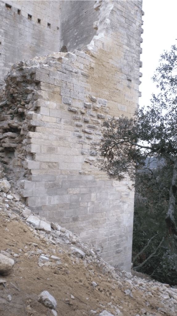 Tour de Bauzon à Bollène (84) - Restauration
