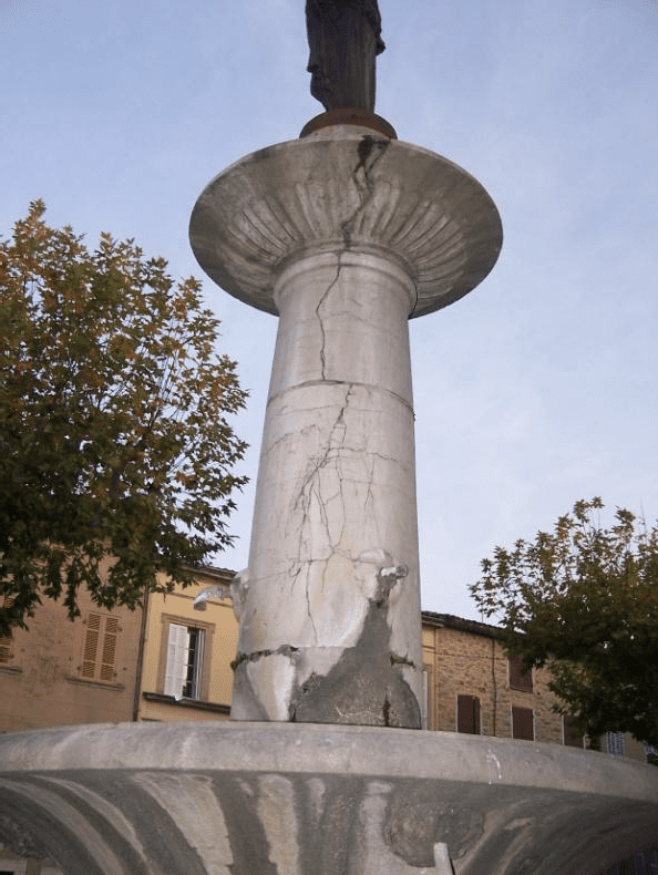 Restauration d’une fontaine de Carcès (83)