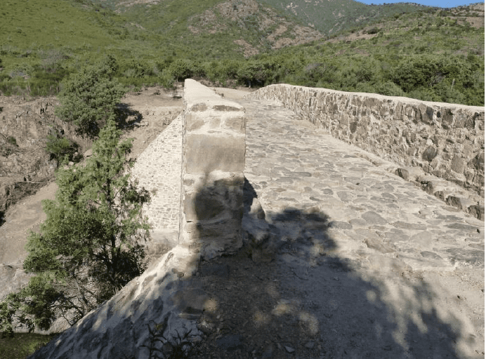 Restauration de l’ancien pont génois de Galéria ( Haute Corse)