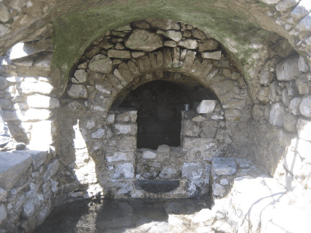 Restauration du lavoir de Montemaggiore(Corse)