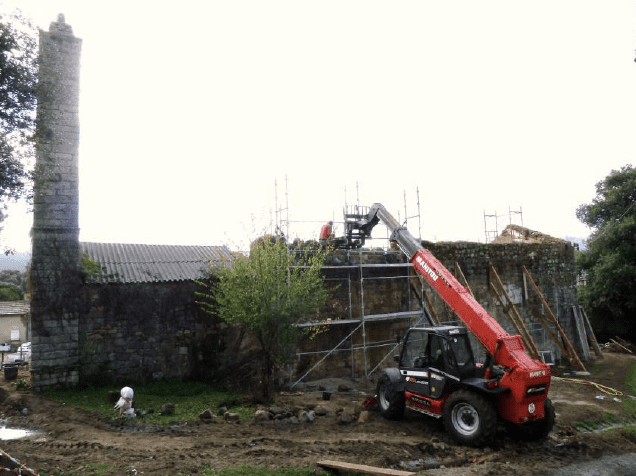 Eglise Sainte Lucie (Xème siècle) de Sainte Marie Sichée (Corse du sud) Travaux d’urgence en maçonnerie de pierre et arcatures romanes