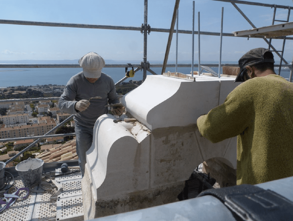 Réfection en neuf du clocher de la chapelle Notre dame de vie à Vitrolles