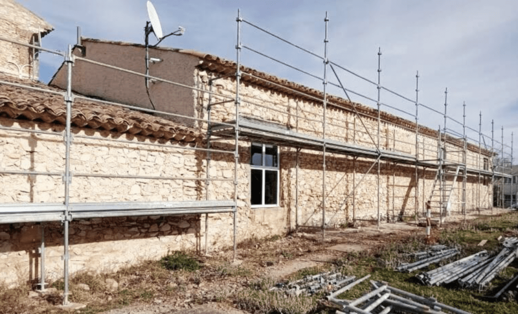 Ferme SPR du CEA de Cadarache - Rénovations des façades en pierre