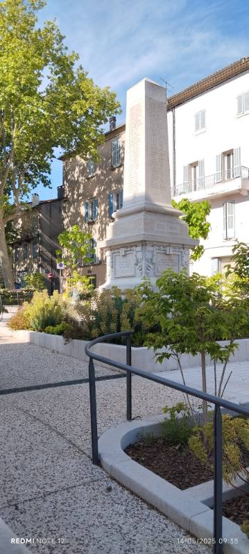 Monument aux morts - Brignoles